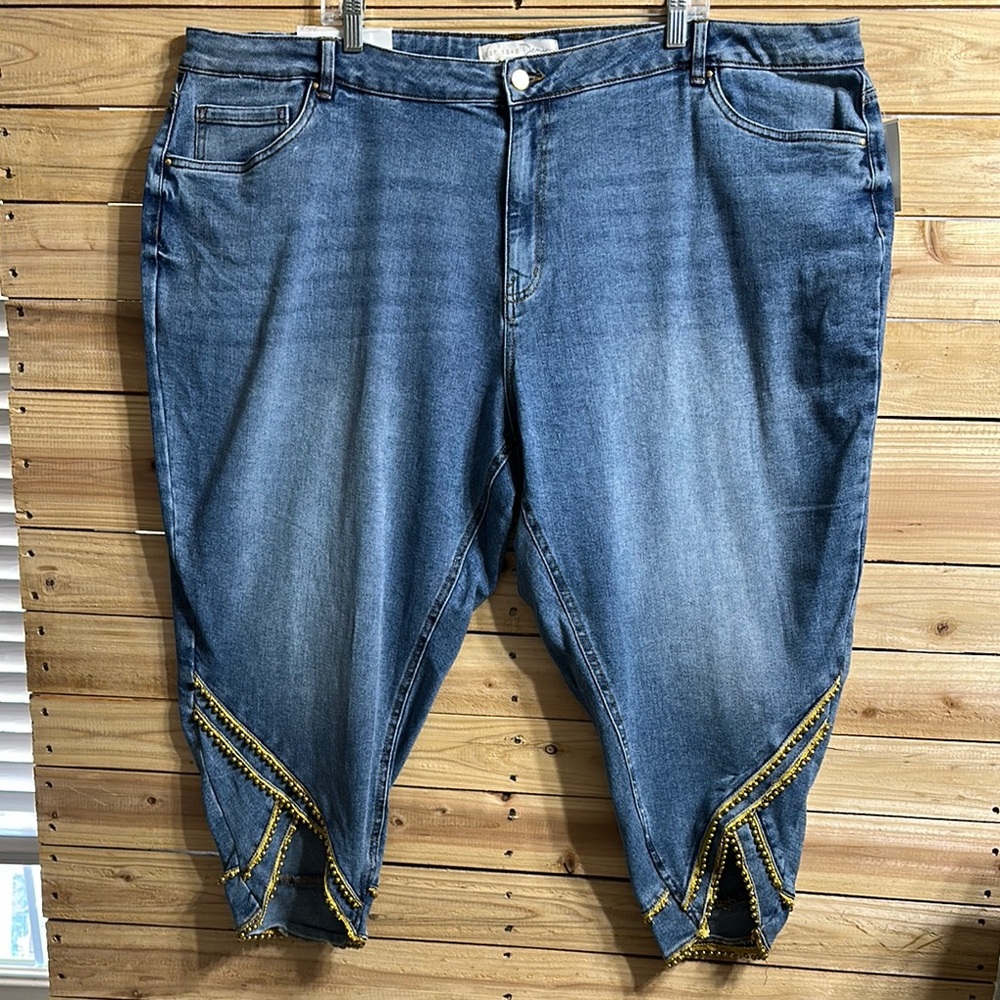 Cato Blue Ankle & Cropped Jeans with Gold Accents